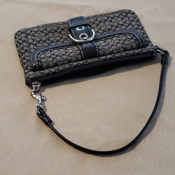 Coach Signature Logo Wristlet! - Picture 11 of 16